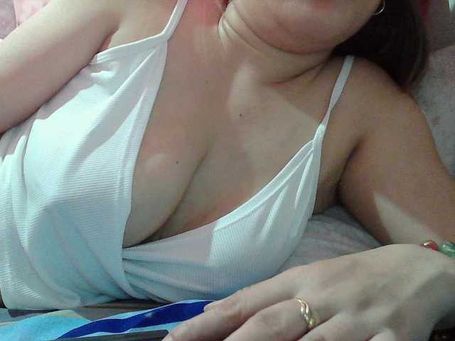 sweetinasia live cam on BongaCams