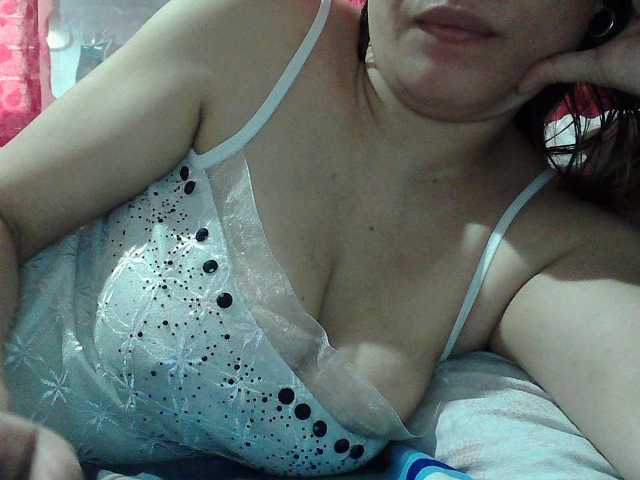 sweetinasia live cam on BongaCams