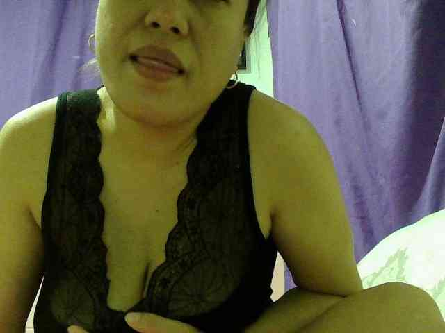 sweetinasia webcam