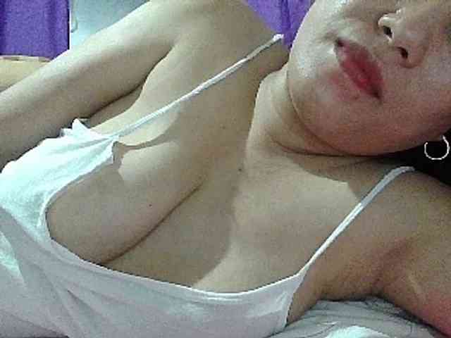 sweetinasia webcam
