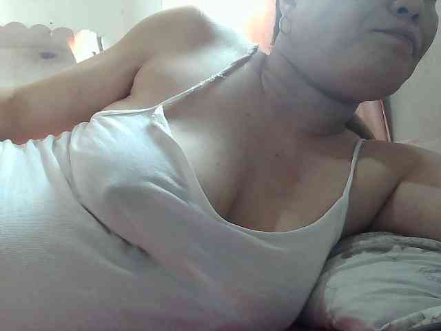 sweetinasia webcam
