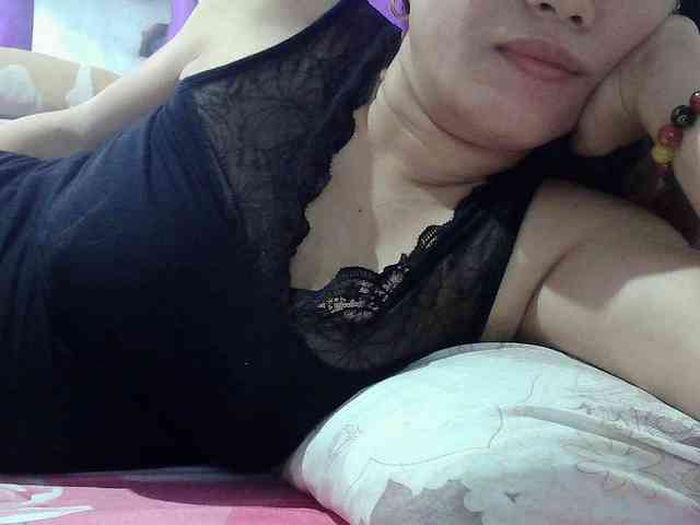 sweetinasia webcam