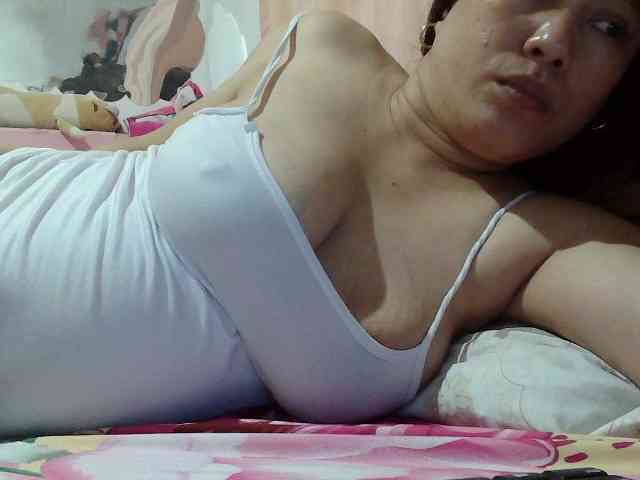 sweetinasia webcam
