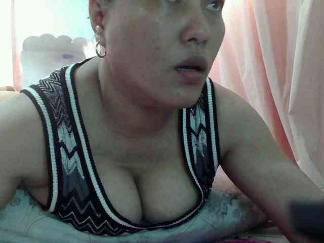 sweetinasia webcam