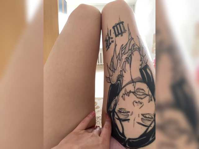 le modèle MintPepssi est en webcam porno dans un show sur le site bongacams, il possède les tags suivants: White/Caucasian,Blonde,Shaved