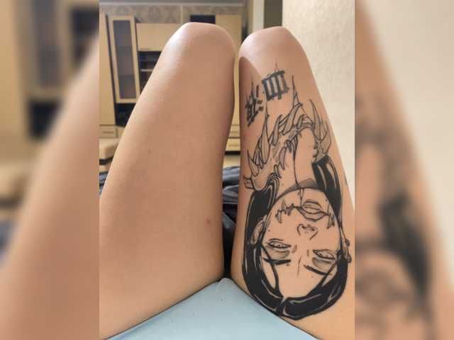 Liokira live webcam show