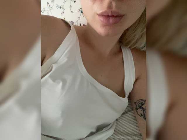Liokira live cam on BongaCams