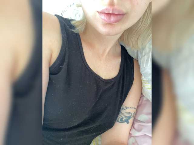 Liokira live cam on BongaCams