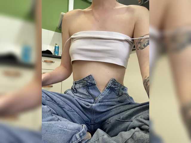 Liokira live cam on BongaCams