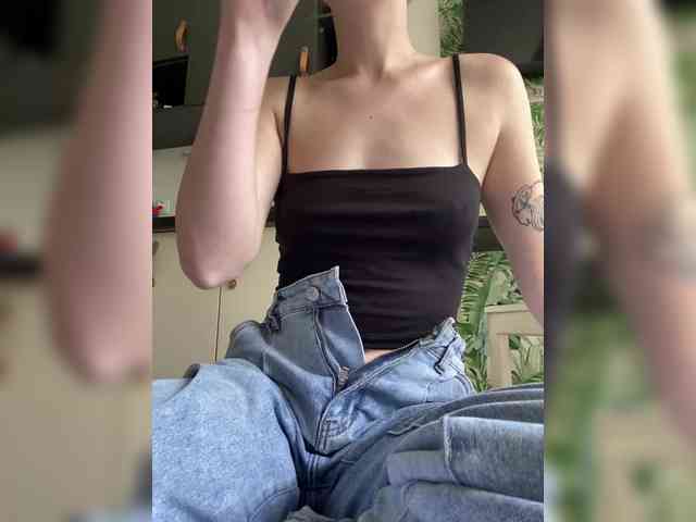 Peachesssz webcam