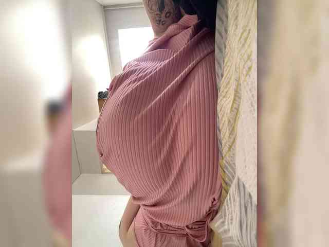 Model ini sedang live sekarang. Liokira