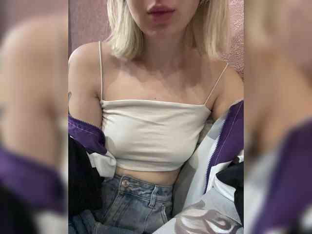 Peachesssz webcam