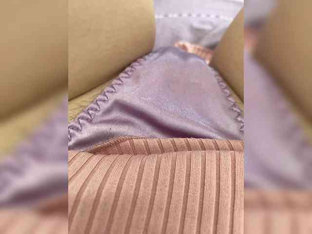 Peachesssz webcam