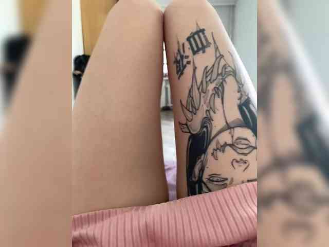 Peachesssz webcam