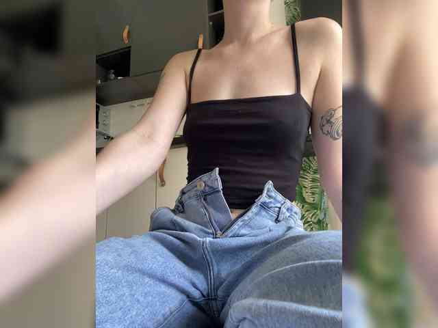 Peachesssz webcam