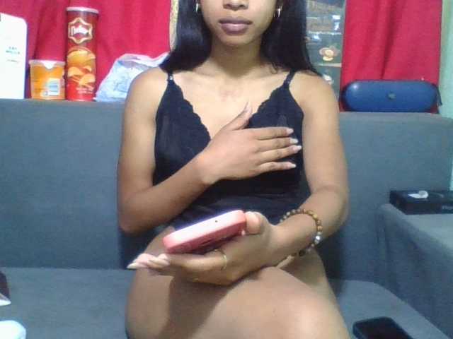 NADIAH live webcam show