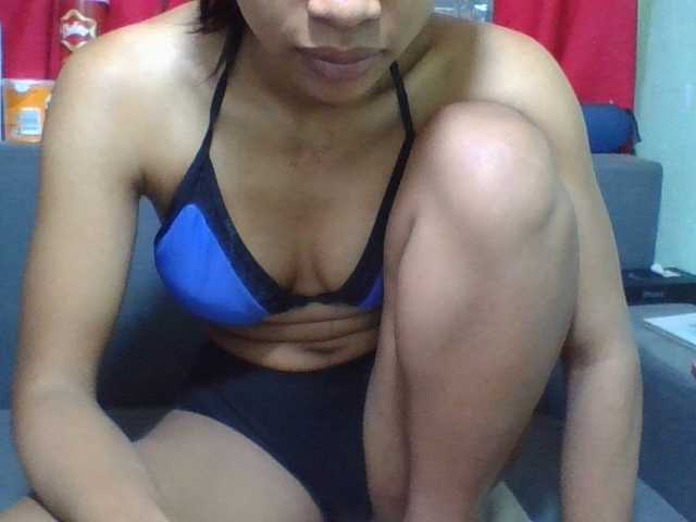 NADIAH live cam on BongaCams