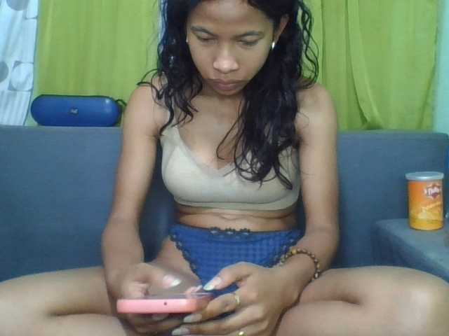 NADIAH live cam on BongaCams