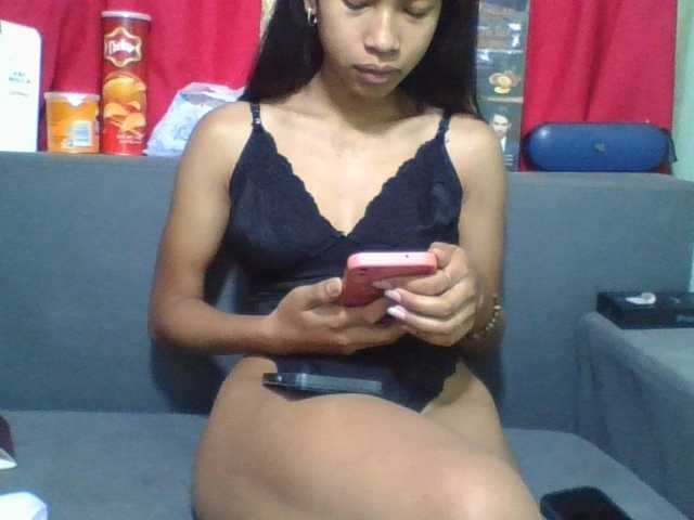 NADIAH live webcam show