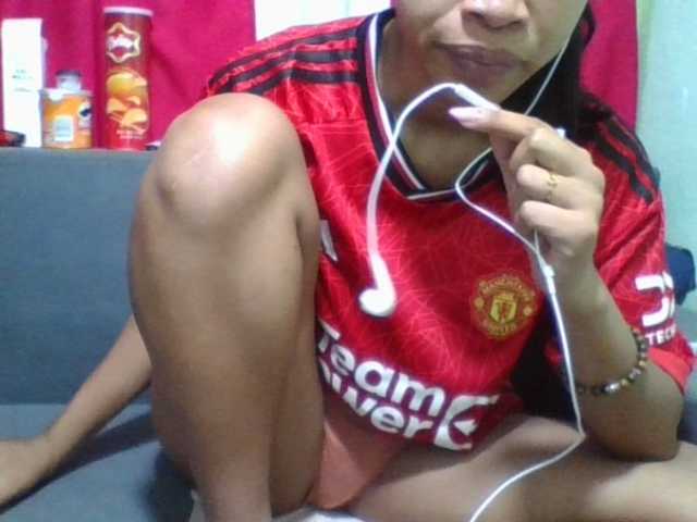 NADIAH live cam on BongaCams