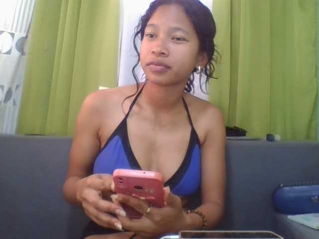 NADIAH live cam on BongaCams