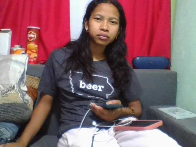 NADIAH live cam on BongaCams