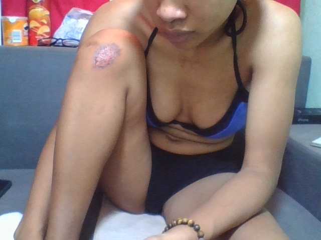 NADIAH live cam on BongaCams
