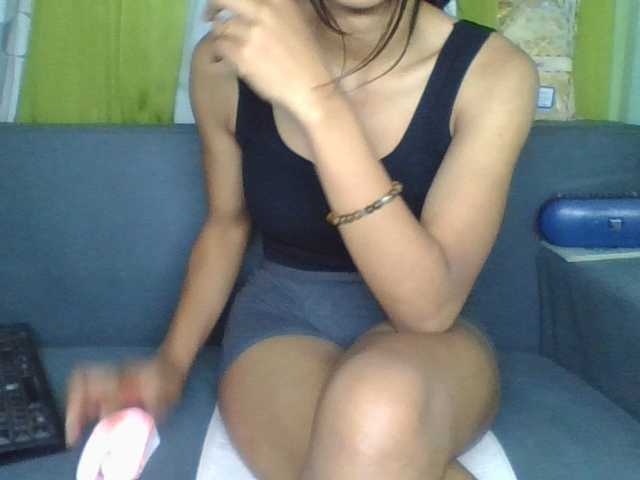 HotgirlURIEL live webcam show