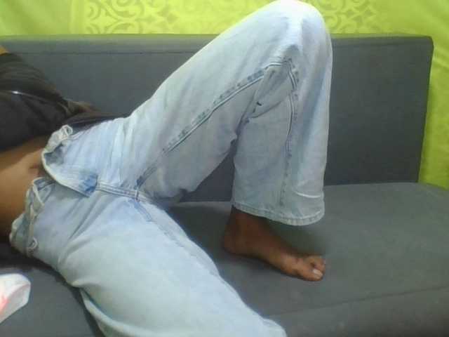 NADIAH live cam on BongaCams