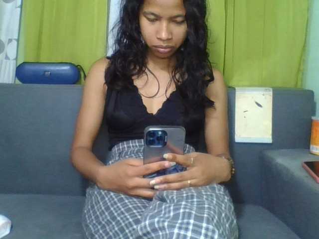 NADIAH live cam on BongaCams