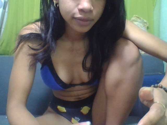 NADIAH live cam on BongaCams