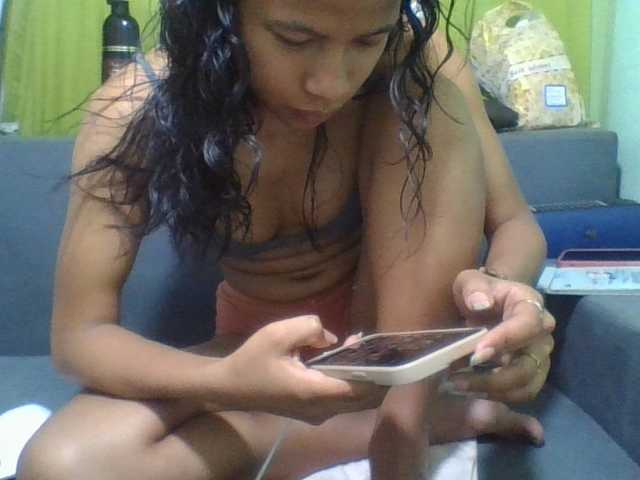 NADIAH live cam on BongaCams