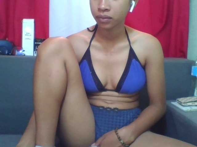 NADIAH live cam on BongaCams