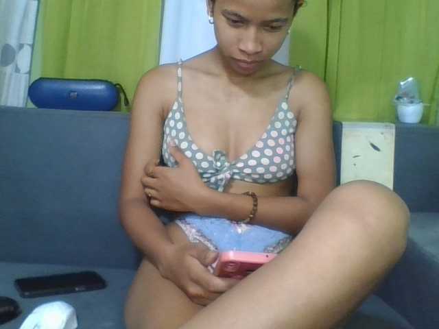 NADIAH live cam on BongaCams