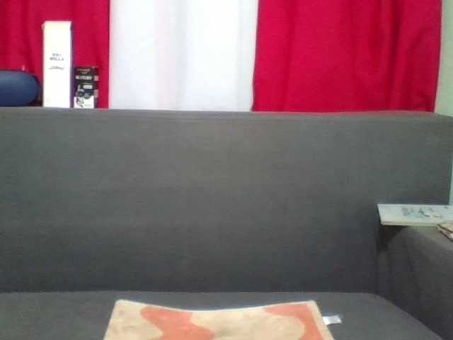 NADIAH live cam on BongaCams