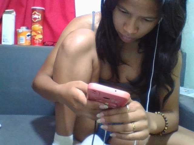 NADIAH live cam on BongaCams