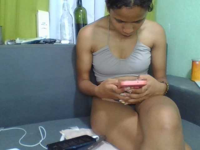 NADIAH live cam on BongaCams