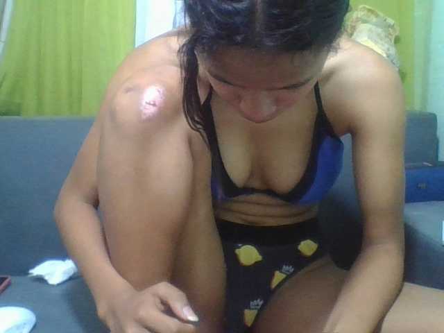 NADIAH live cam on BongaCams