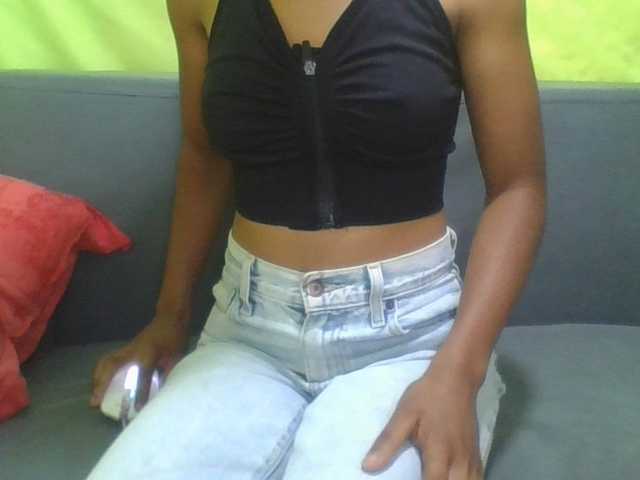 HotgirlURIEL