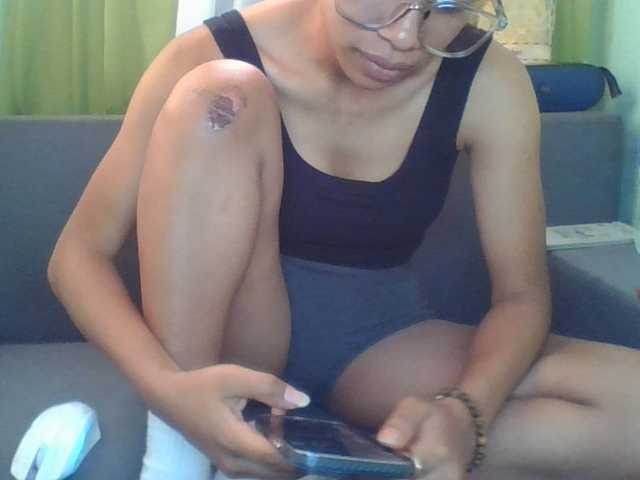 NADIAH live webcam show