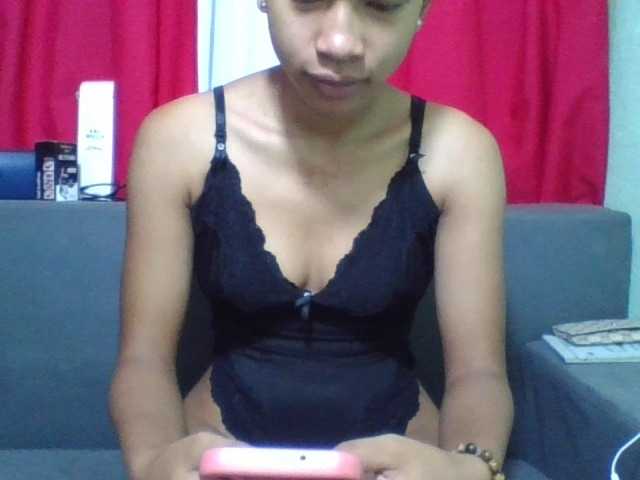 NADIAH live cam on BongaCams