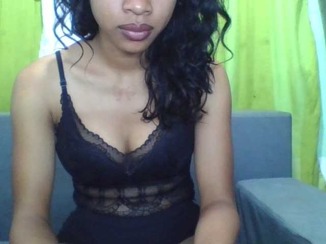NADIAH's BongaCams show and profile