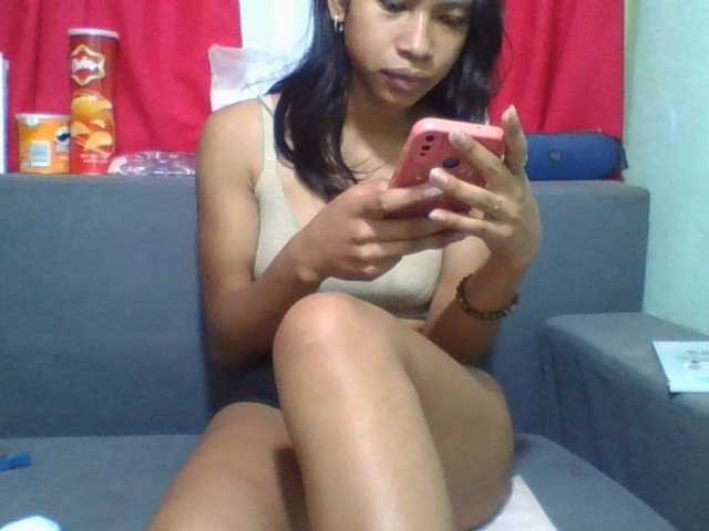 NADIAH live cam on BongaCams