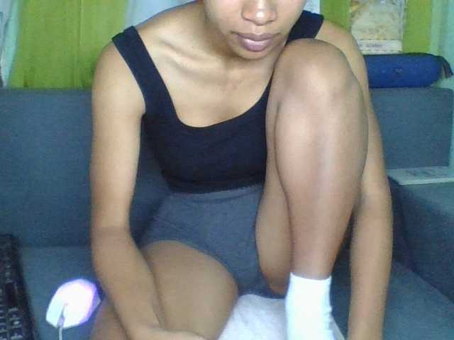 NADIAH live cam on BongaCams