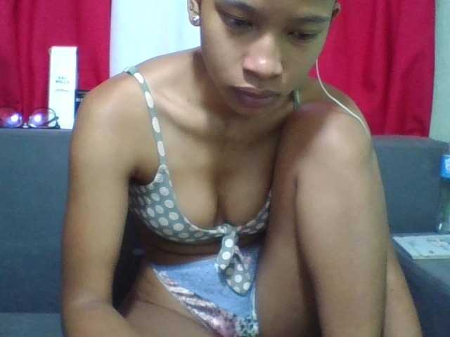 NADIAH live cam on BongaCams