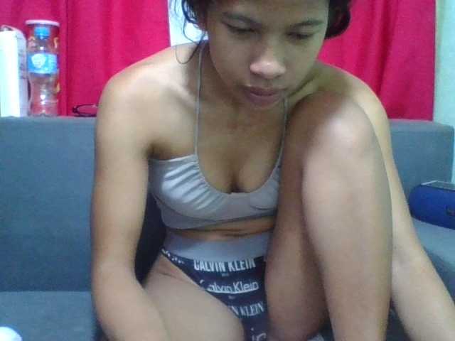 NADIAH live cam on BongaCams