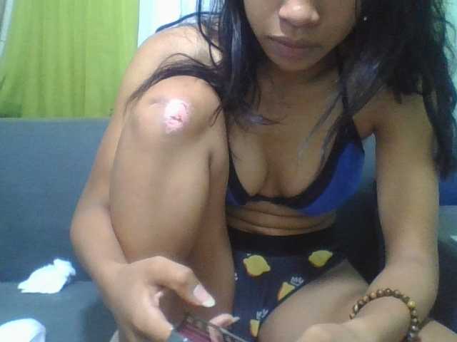NADIAH live cam on BongaCams
