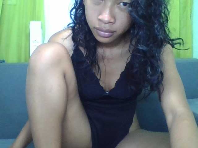 NADIAH's BongaCams show and profile