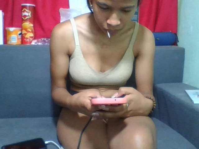 NADIAH live cam on BongaCams