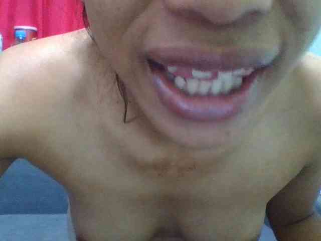 HotgirlURIEL webcam